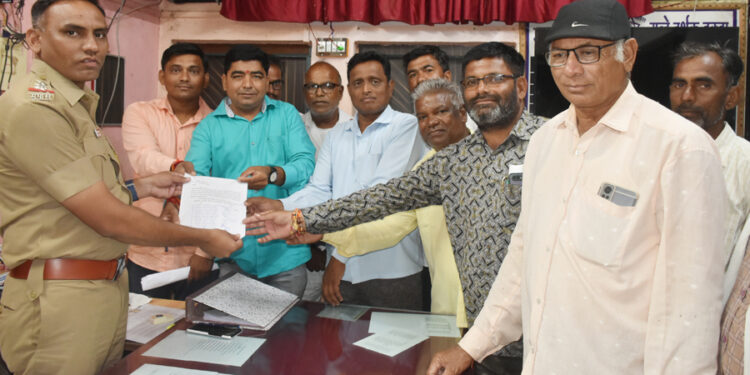 शेतातुन विद्युत मोटार केबल व ठिबकचे साहित्य लंपास, शेतकऱ्यांनी व्यक्त केला रोष