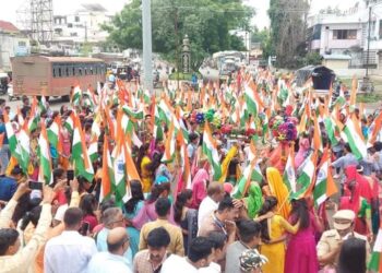 आदिवासी विकास प्रकल्पतर्फे जागतिक आदिवासी दिनानिमित्त भव्य रॅली उत्साहात