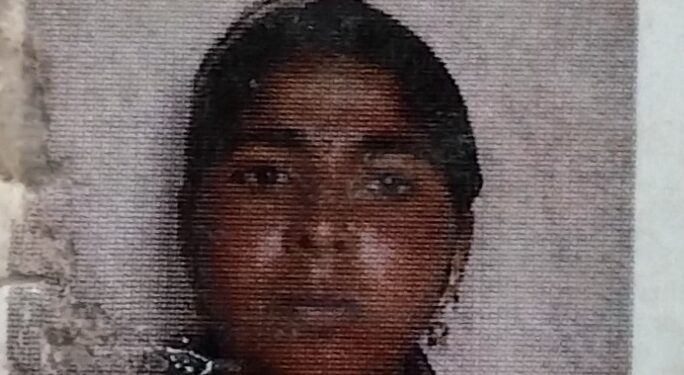 आठ महिन्याच्या गर्भवती पत्नीचा पतीने दोरीने गळफास लावून केला खून