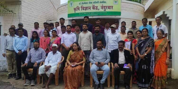 अन्न प्रक्रिया उद्योग व उद्योजकता प्रशिक्षणाचा समारोप