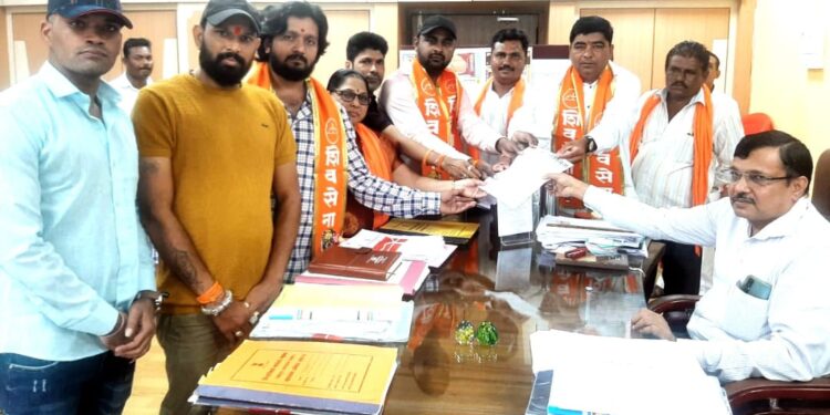 खा.संजय राऊत यांच्या अटकेचा नंदुरबार शिवसेनेतर्फे तीव्र निषेध