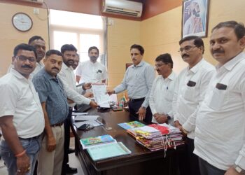 शालेय पोषण आहाराच्या लेखापरीक्षणास स्थगिती देण्याचे शिक्षण सचिवांचे शिक्षक परिषदेच्या शिष्टमंडळास आश्वासन