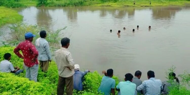 अरे बापरे: मोठे कडवान पाझर तलावात बुडून एकाचा मृत्यू