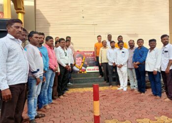 नंदुरबार शहरात मराठा समाजातर्फे विनायकराव मेटेंना सामूहिक श्रद्धांजली