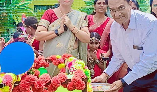 के . आर . पब्लिक स्कुल , ज्यु . कॉलेजमध्ये दहिहंडी साजरी