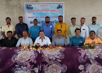 जागतिक छायाचित्रण दिनानिमित्त संयुक्तरीत्या कॅमेरा पूजन