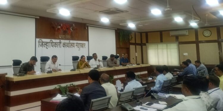 पीएम किसान योजनेचे ई- केवायसीचे काम प्राधान्याने पूर्ण करावे : जिल्हाधिकारी मनीषा खत्री