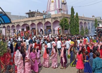 अवतार दीन महोत्सवानिमित्त मामाचे मोहिदा येथे भव्य शोभायात्रा