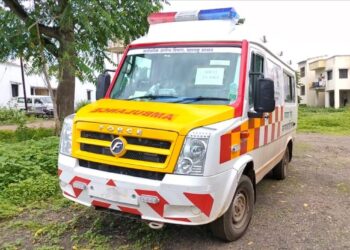 संतापजनक बातमी : नवजात बालकांची रुग्णवाहिका चक्क नेली पर्यटनाला, धडगाव ग्रामीण रुग्णालयातील गंभीर प्रकार उघड