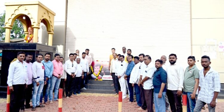 मराठा समाजाचा लढवय्या नेता हरपला, नंदुरबारात मराठा क्रांती मोर्चातर्फे सामुहिक श्रध्दांजली