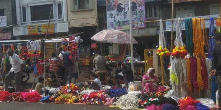 मनवाणीत कडक बंदोबस्तात साजरा होणार बैलपोळा, १०० जणांचे सुरक्षाबल तैनात, शांतता व सुव्यवस्थेसाठी २५ कमिट्या व ५० स्वयंसेवक