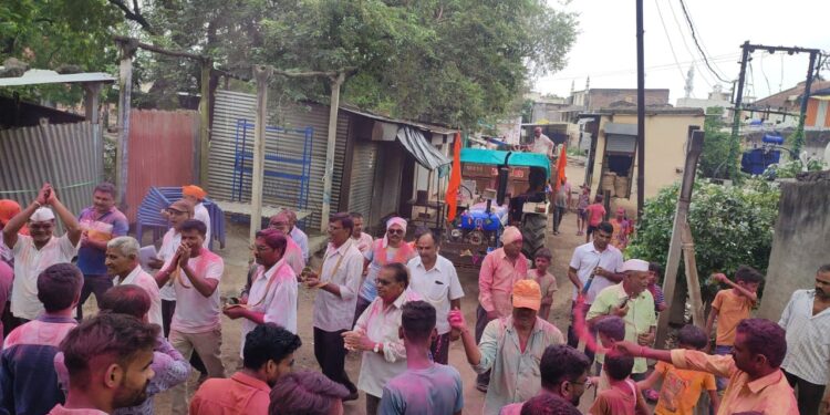 बोरद येथे ५ दिवसाच्या गणेशाचे शांततेत विसर्जन