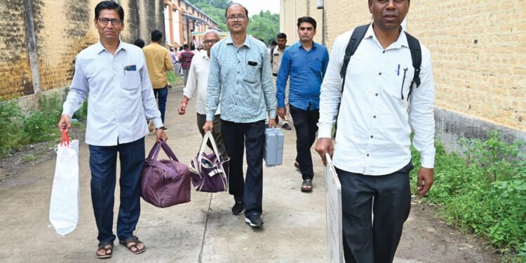 नंदूरबार तालुक्यातील ७५ ग्रामपंचायतीच्या निवडणुकीसाठी उद्या मतदान