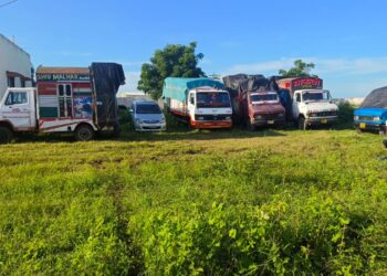 नंदुरबार शहरातील १३ डीजे व डॉल्बी सिस्टीम स्वेच्छेने पोलीसांकडे सुपूर्द