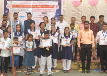 नंदूरबार तालुक्यातील विज्ञान प्रदर्शनात डॉ.काणे  हायस्कूल व डी.आर.हायस्कूलच्या विद्यार्थ्यानी मारली बाजी