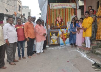 शिरीषकुमार मंडळातर्फे 80 व्या शहीद दिनानिमित्त अभिवादन