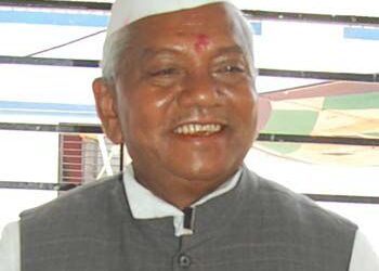 मुख्यमंत्री एकनाथ शिंदे यांची माजी केंद्रीय राज्यमंत्री माणिकराव गावित यांना श्रद्धांजली