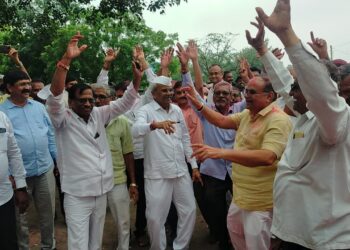 शहादा तालुक्यातील ७४ पैकी इतक्या ग्रामपंचायतींवर भाजपा, काँग्रेस, राष्ट्रवादी व शिवसेनेने केला दावा