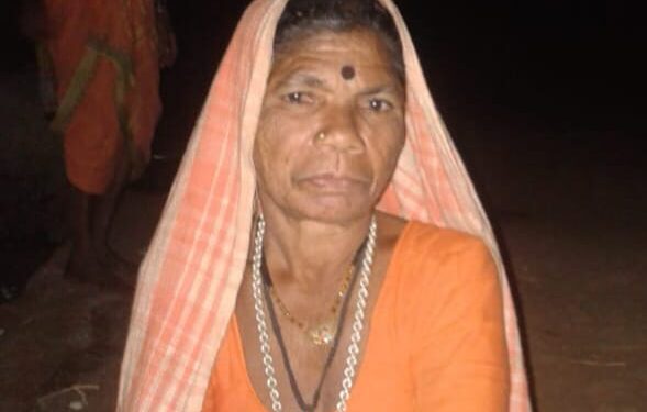 रस्ता पार करताना पाण्यात बुडून वृद्धेचा मृत्यू