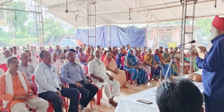 खाबदा येथे सेवानिवृत्त ज्येष्ठ नागरिक संघाच्या स्नेह मेळावा उत्साहात