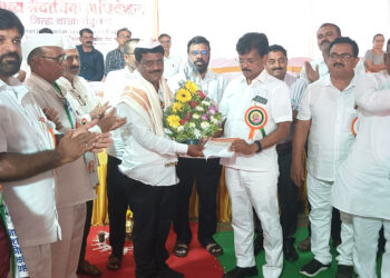 प्राथमिक शिक्षक संघाचे जिल्हा अधिवेशन; सतिष पाटील यांची जिल्हाध्यक्षपदी निवड