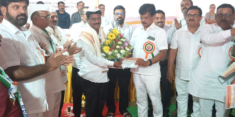 प्राथमिक शिक्षक संघाचे जिल्हा अधिवेशन; सतिष पाटील यांची जिल्हाध्यक्षपदी निवड