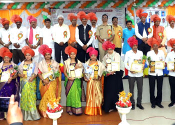 लोकप्रतिनिधींकडून शिक्षकांची समाजात प्रतिमा मलिन करण्याचे षडयंत्र थांबवावे अन्यथा महाराष्ट्रात याचे गंभीर परिणाम होतील : मधुकरराव उन्हाळे