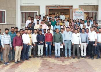 समुदाय आरोग्य अधिकार्‍यांचा प्रोत्साहन भत्ता कपात अन्यायकारक