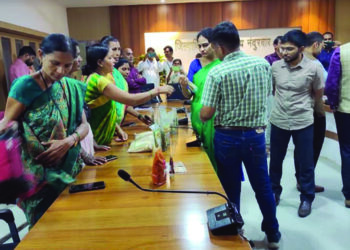 स्थानिक बचत गट व शेतकरी उत्पादक कंपन्यांचा माल डिजिटल ई-कॉमर्स प्लॅटफॉर्मवर