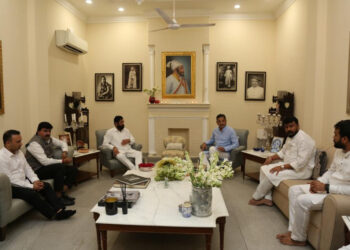 मुख्यमंत्री एकनाथ शिंदे यांनी घेतली माजी खासदार संभाजीराजे छत्रपती यांची सदिच्छा भेट
