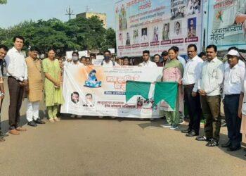 जिल्हा रुग्णालयातर्फे माता सुरक्षीत तर घर सुरक्षीत सप्ताहनिमीत्त प्रभातफेरी