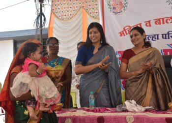 लाभार्थ्यांचे आहार व पोषणात सुधारणा करा: जिल्हाधिकारी मनीषा खत्री