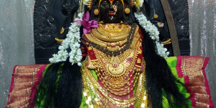 कालिका माता मंदिर भाविकांचे श्रद्धास्थान