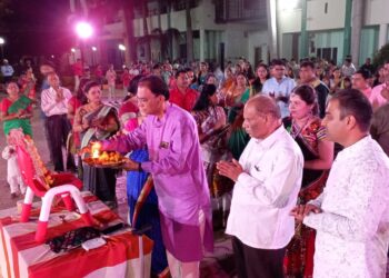 के.आर.पब्लिक स्कुल ज्यु.कॉलेज मध्ये नवरात्री उत्सव जल्लोषात