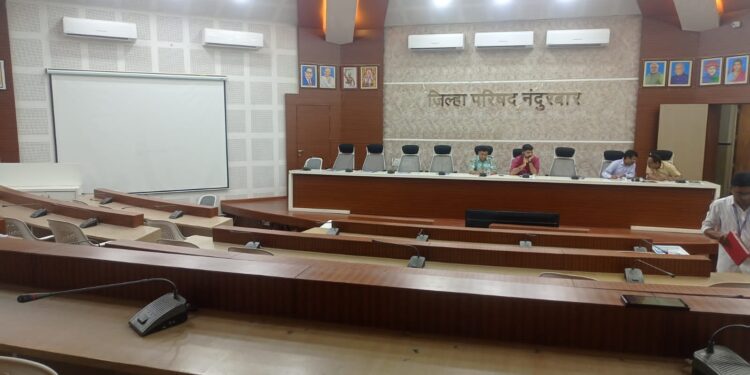 जि. प.च्या शेवटच्या स्थायी सभेला पदाधिकाऱ्यांनी दांडी