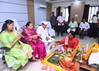 एक लाख पद भरतीस मान्यता: पालकमंत्री डॉ.विजयकुमार गावित