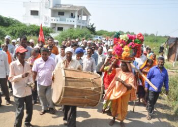 दुधाळे येथे कृषी सम्राट बळीराजा दिवस साजरा