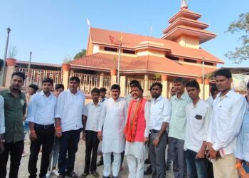 आ.आमश्या पाडवी यांच्या नेतृत्वात बँडच्या तालावर हजारो कार्यकर्ते याहामोगी मातेच्या चरणी नतमस्तक