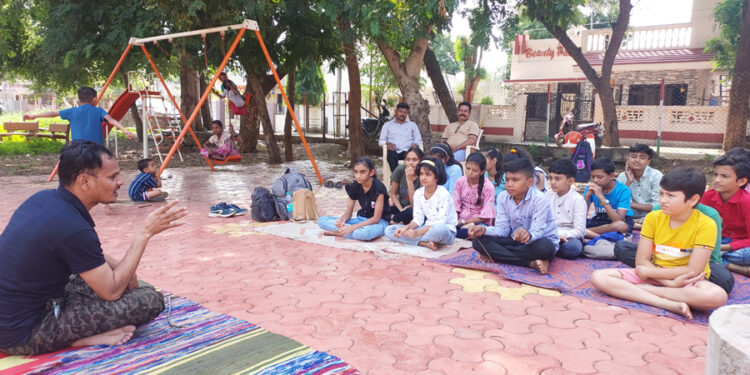 बालनाट्य प्रशिक्षण शिबिरात २० बालकलावंतांचा सहभाग