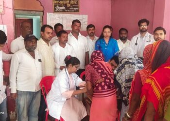 सैताणे येथे भव्य मोफत आरोग्य तपासणी शिबिर उत्साहात
