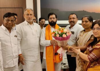 नंदुरबार,धडगाव पं.स सभापती, उपसभापतींनी घेतली मुख्यमंत्री एकनाथ शिंदेंची भेट