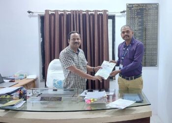 वरिष्ठ सहाय्यक यांची हकालपट्टी करा, सीईओ यांना प्रहार शिक्षक संघटनेचे निवेदन