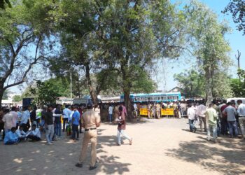 धडगांव तालुक्यातील २५ ग्रामपंचायतीपैकी १५ मध्ये महिला राज