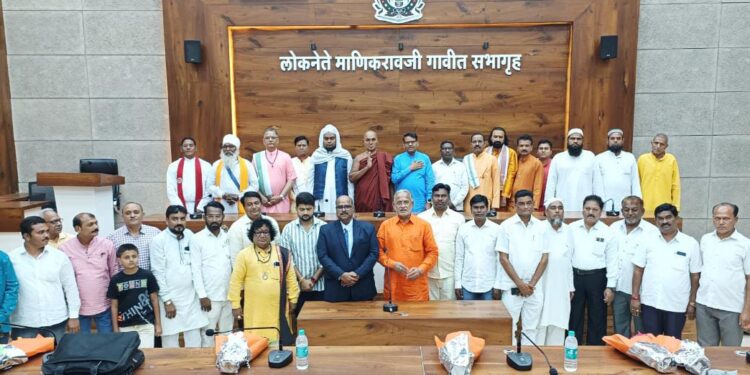 नंदुरबार नगरपरिषदेच्या वैभवासाठी सर्व धर्मीय प्रार्थना सभा