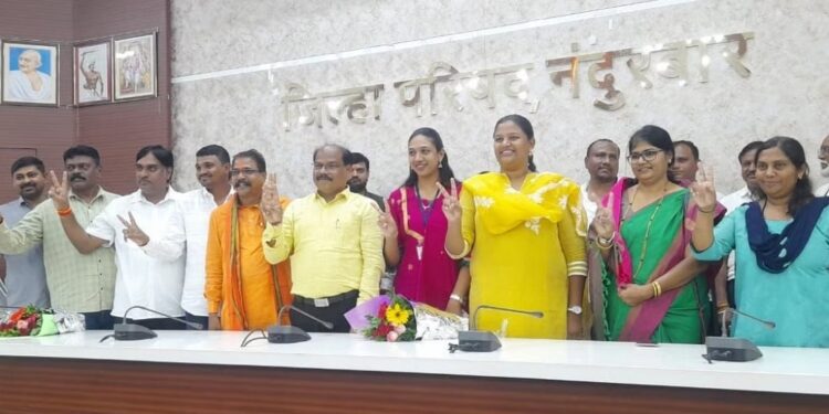 जि. प.च्या सभापतीपदासाठी अर्ज घेऊन गेले, मात्र ते आलेच नाही