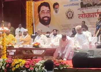 उपमुख्यमंत्री देवेंद्र फडणवीसांनी पालिकेच्या इमारतीच्या उद्घाटनाकडे फिरवली पाठ