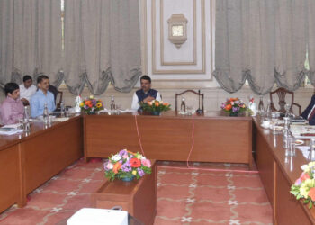 थेट लाभ हस्तांतरण अंतर्गत लाभ मिळवण्यासाठी रहिवाशांना आधार नोंदणी करण्याचे आवाहन