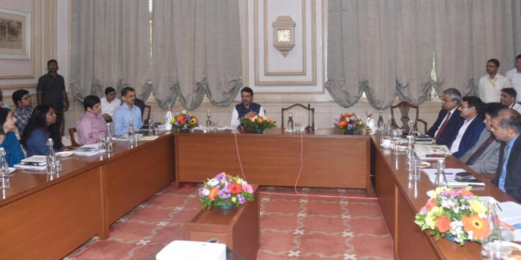 थेट लाभ हस्तांतरण अंतर्गत लाभ मिळवण्यासाठी रहिवाशांना आधार नोंदणी करण्याचे आवाहन