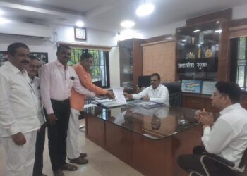 अखिल नंदुरबार जिल्हा प्राथमिक शिक्षक संघातर्फे विविध मागण्यांसाठी  १६  नोव्हेंबर रोजी धरणे आंदोलन