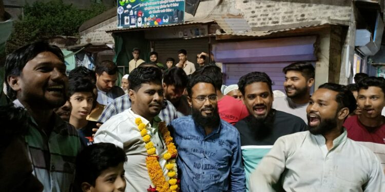 एम.आई.एम जिल्हा कार्याध्यक्षपदी सैय्यद फरहत हुसैन यांची नियुक्ती